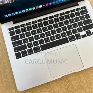 New Laptop Apple MacBook Pro 8GB Intel Core I5 SSD 256GB