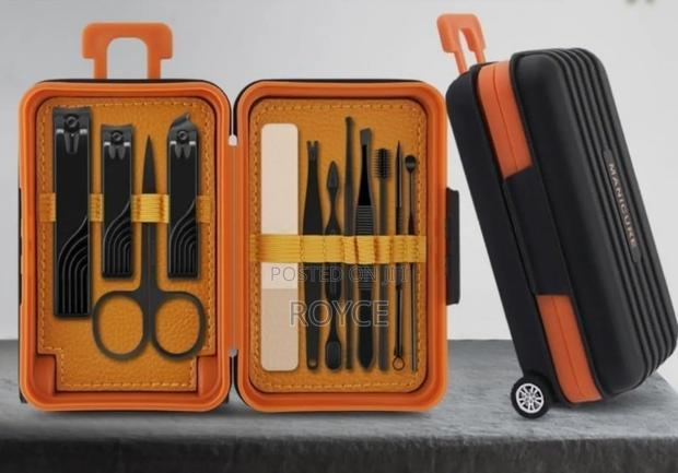 12 in 1 Manicure / Pedicure Set - thumbnail 6