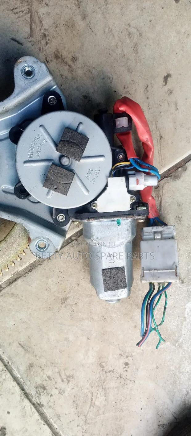 Subaru BH9 Outback Complete Wiper Motor Front