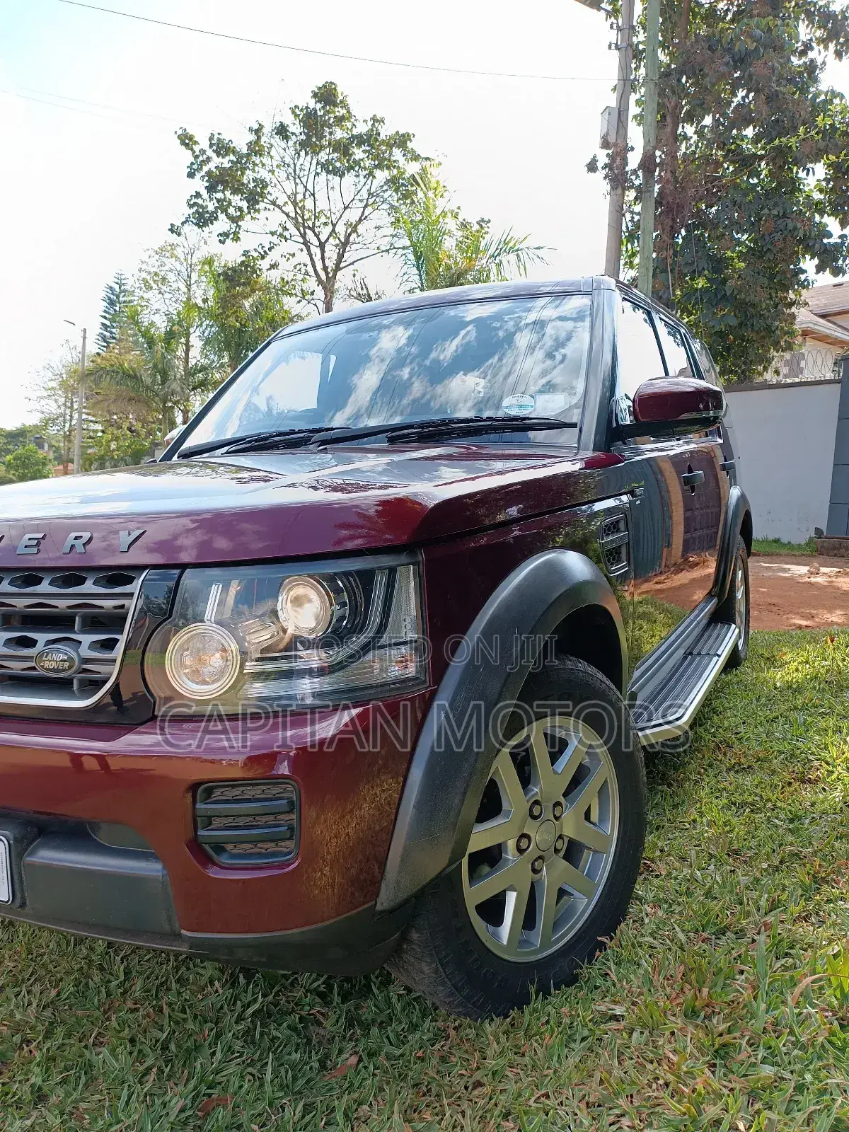 Land Rover Discovery 2016 Burgundy