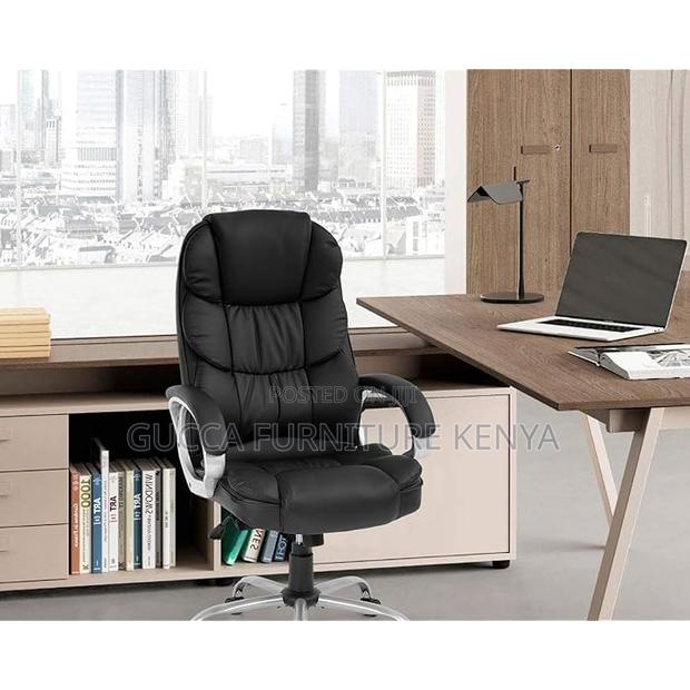 Office Chairs: Executive PU Leather Task Chair With Armrest