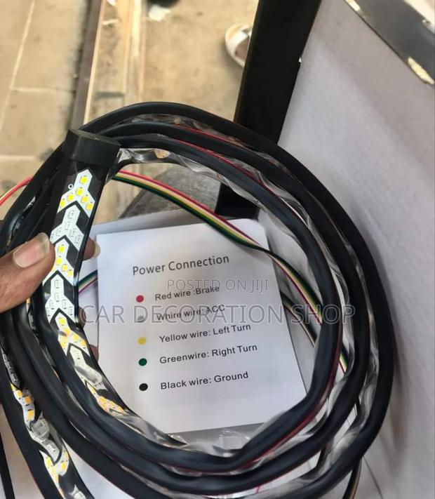 Led Pick Up Tail Light With Indicator Lights - thumbnail 2