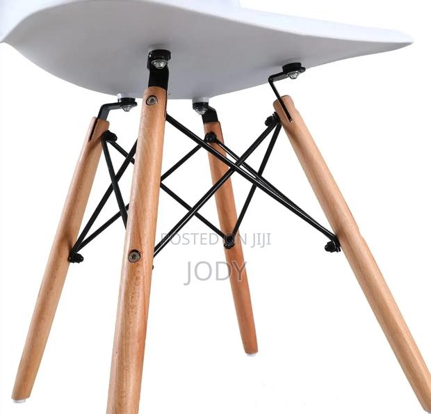 Quality Eames Lounge Chair - thumbnail 2