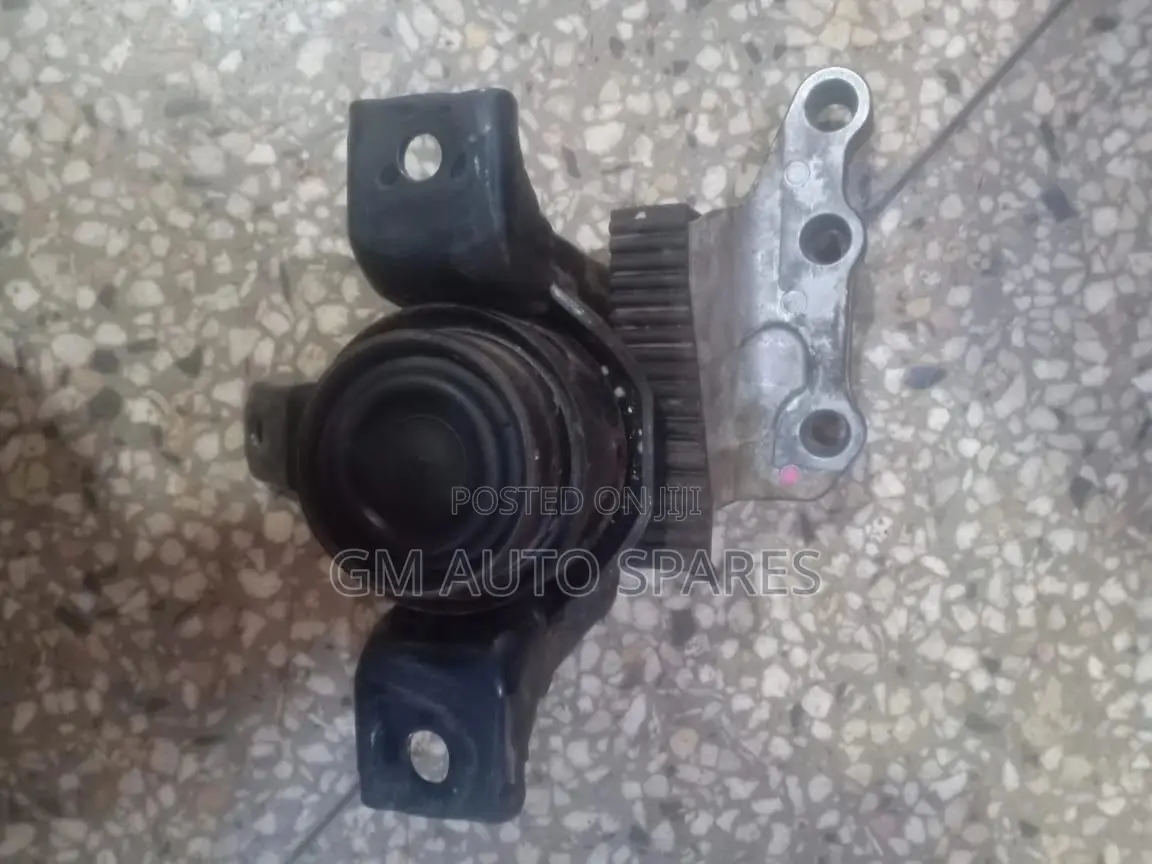 Engine Mounting Suzuki Solio, Alto, Wagon R
