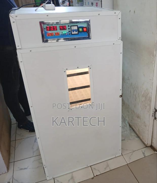528 Eggs Automatic Incubator - Commercial