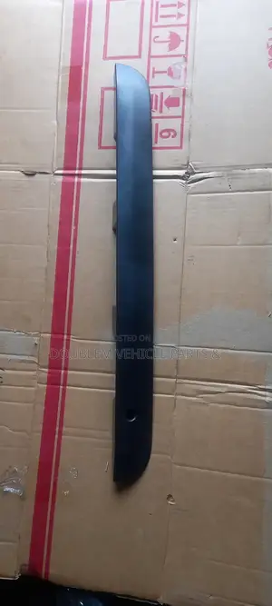 Boot Handle Toyota Hiace 7l/9l 2005-2015 Black