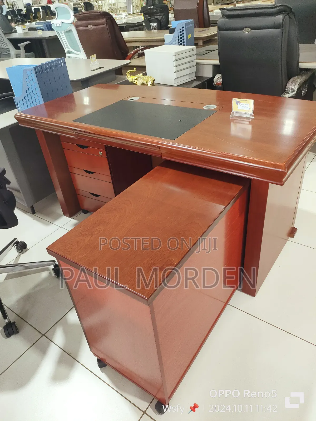 Executive Ceo's Table