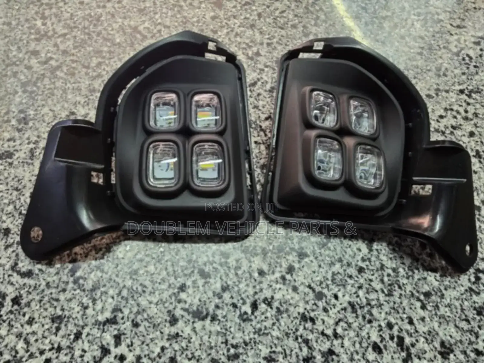 LED Foglights/Foglamps Toyota Hiace 7l/9l 2005-2015/Box