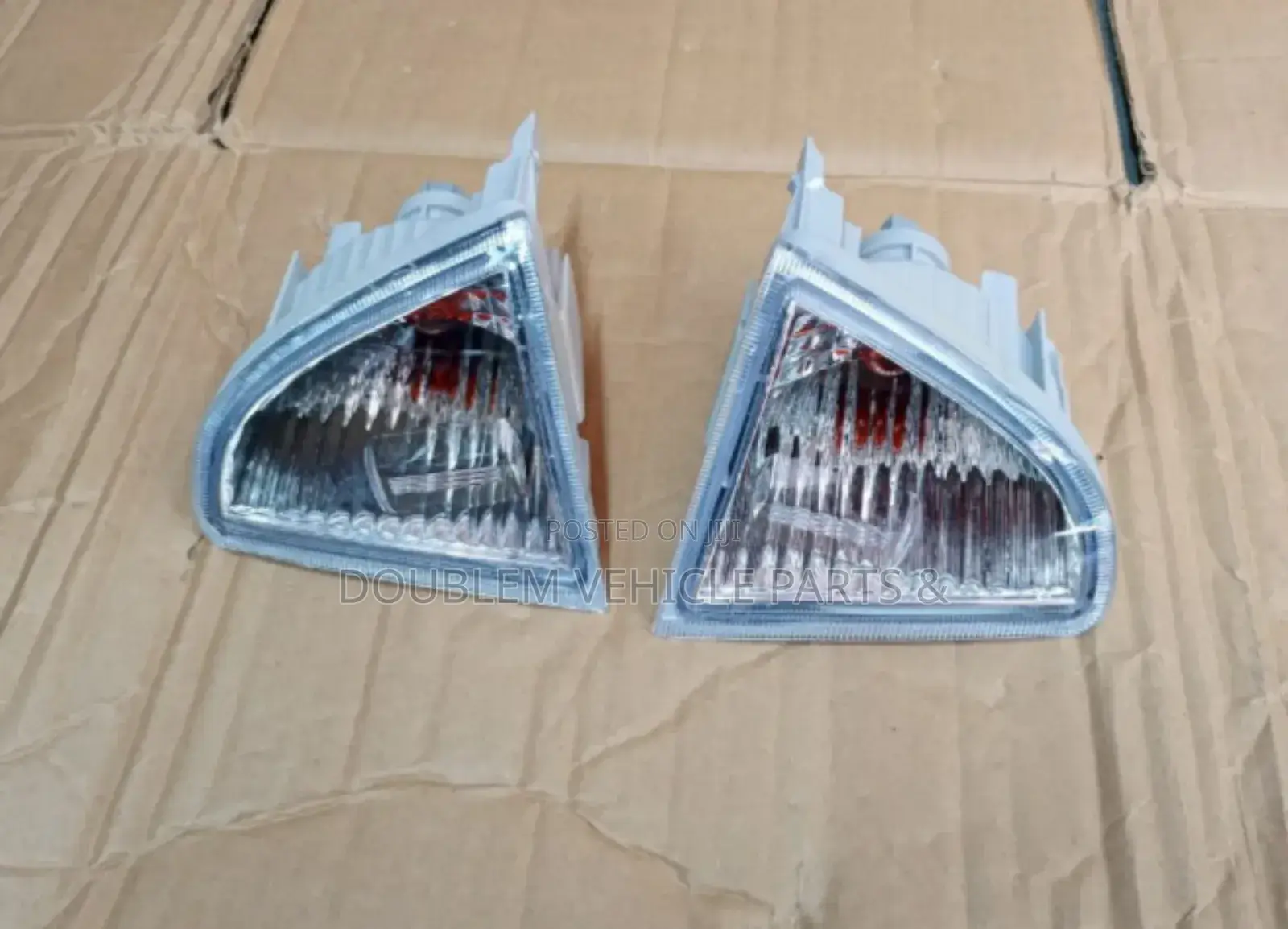 Bumper Indicator Lights/Signal Lamps Toyota Aqua Old Modeo