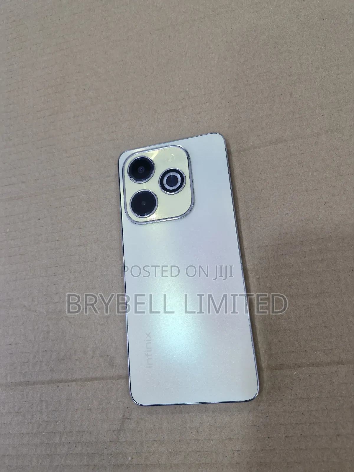 Infinix Hot 40i 128 GB Gold