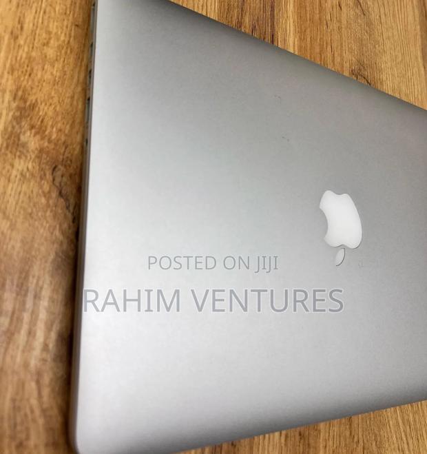 Laptop Apple MacBook Pro 2012 8GB Intel Core I7 SSD 250GB - main view