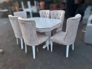 Customized 6 Seater Dining Table