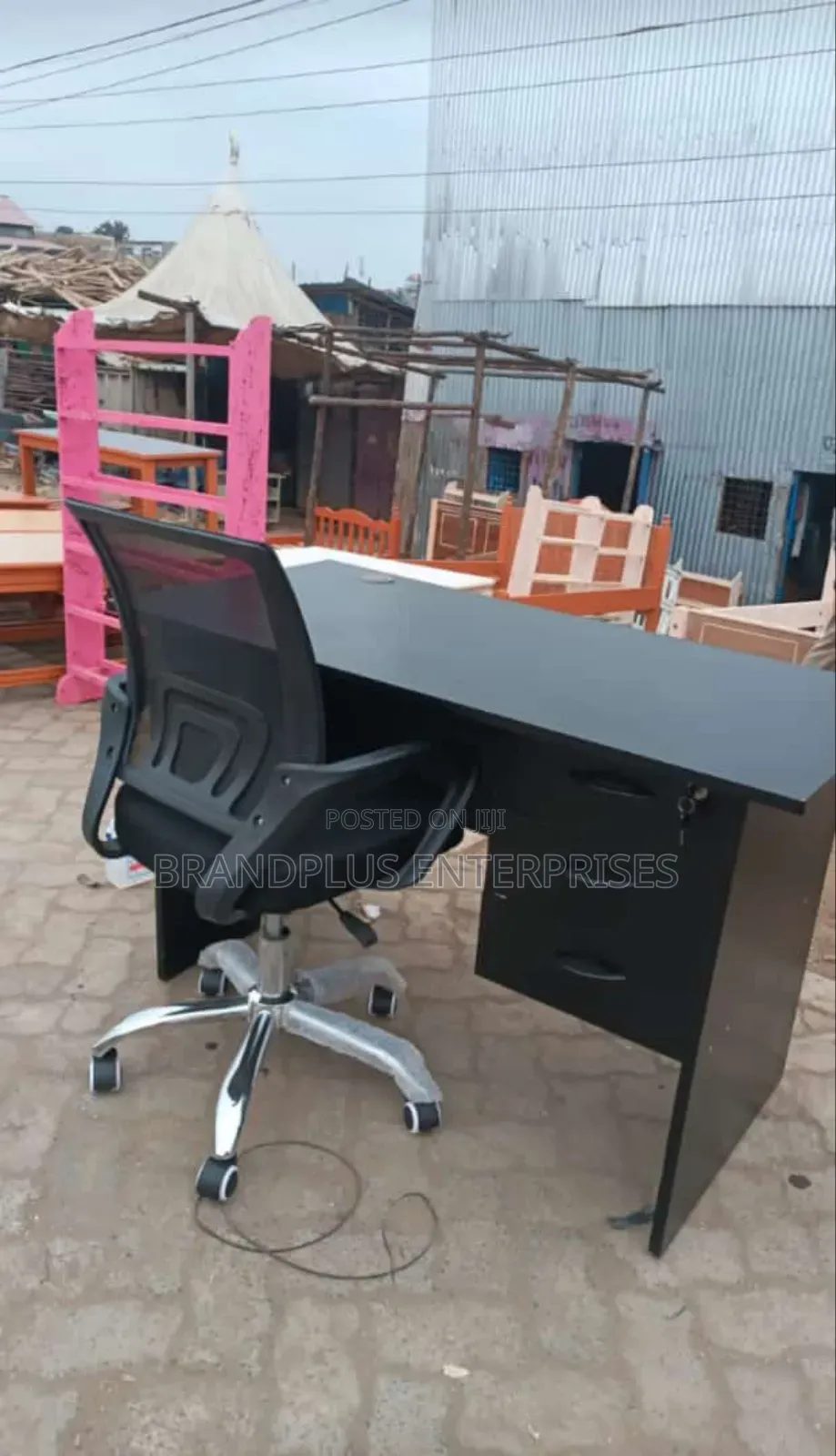 Office Desk and Seat