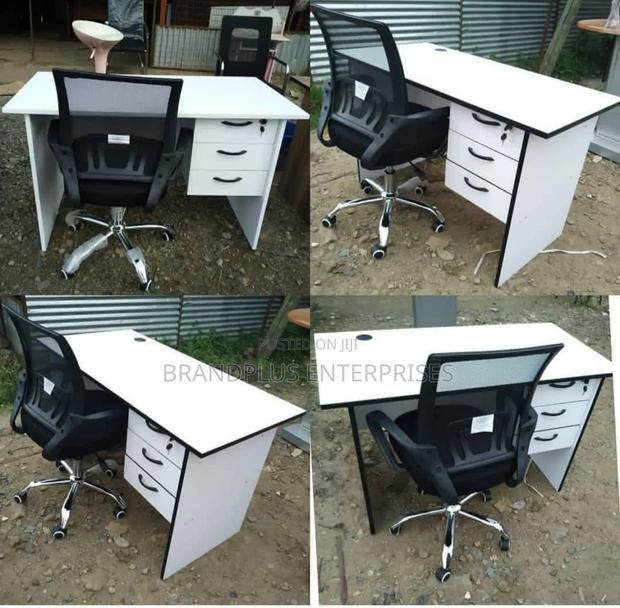 White and Black Desk and Seat Combo - main view