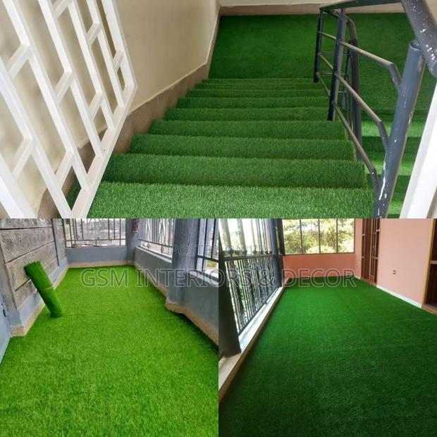 Artificial Grass Carpet for Staircase