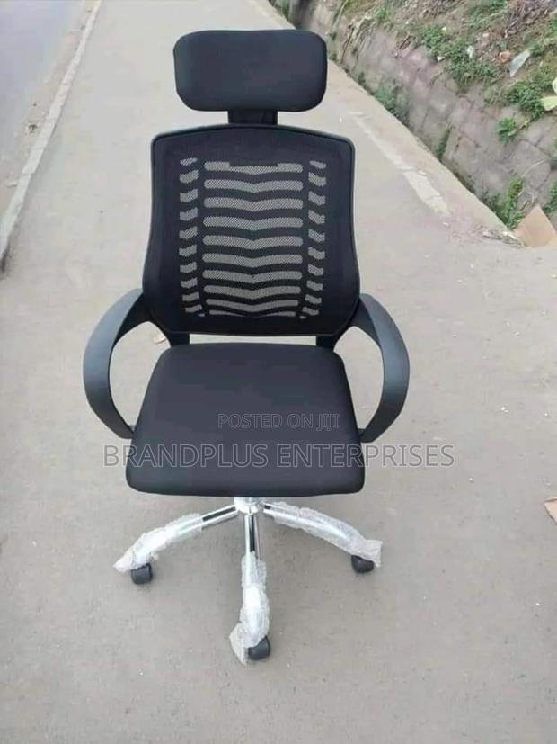 Headrest Seat
