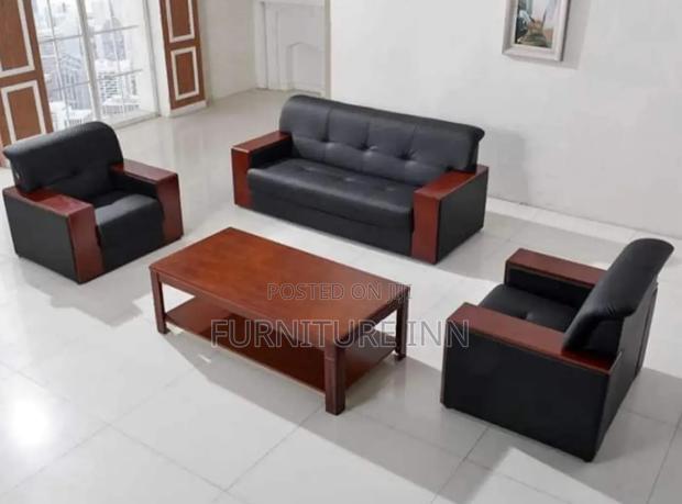Luxurious Office Sofa Set