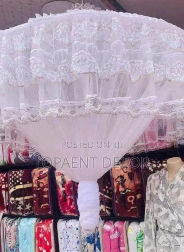 Free Size Round White Mosquito Net - main view