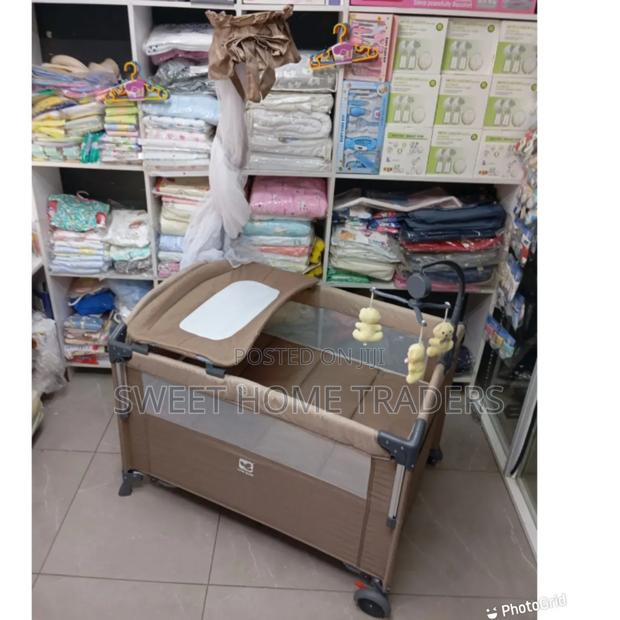 Co Sleeper Travelling Baby Cot * - main view