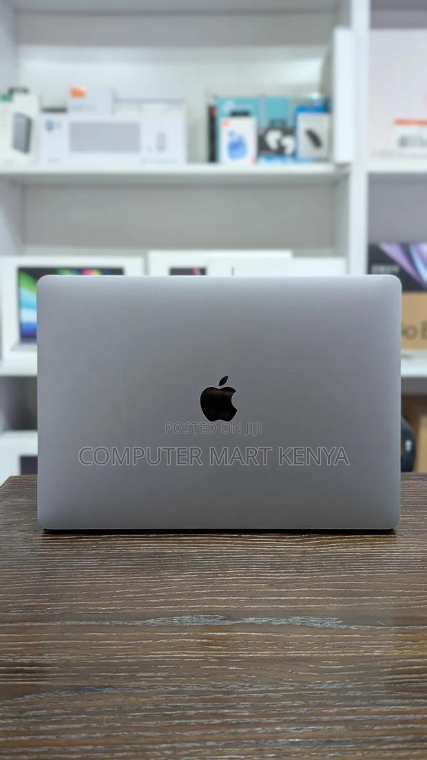 Laptop Apple MacBook Pro 2016 8GB Intel Core I5 SSD 256GB