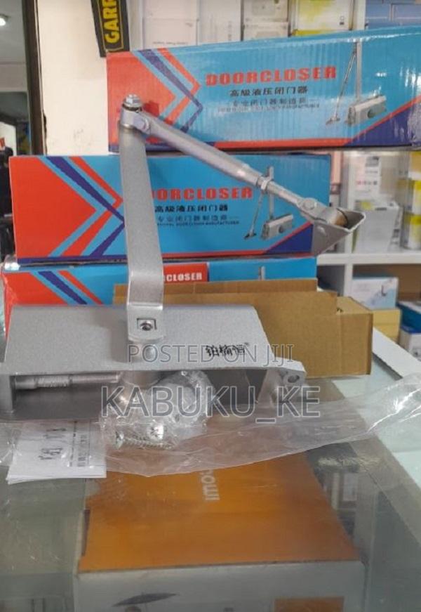 Door Closure for 45-65kg - main view