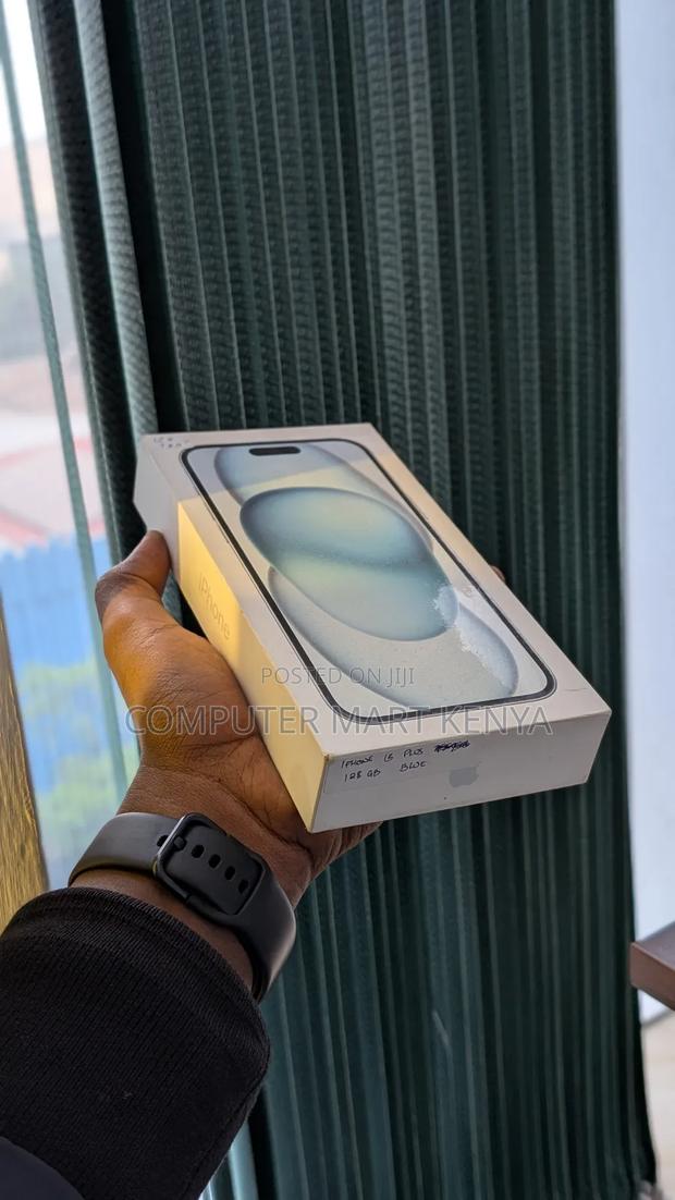 New Apple iPhone 15 Plus 128 GB Blue - thumbnail 3