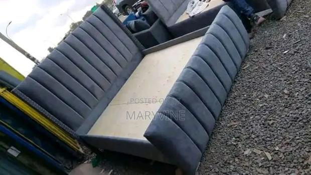 5x6 Modern Bed