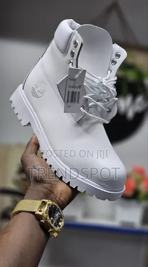 Timberland 
38/39/40/41/42/43/44/45
 at 4200