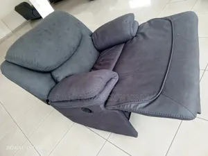One Seater King Size Imported Recliner