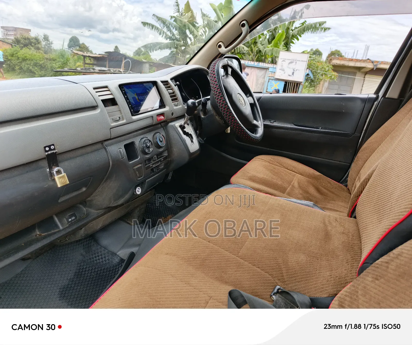 Toyota HiAce 2012 Silver