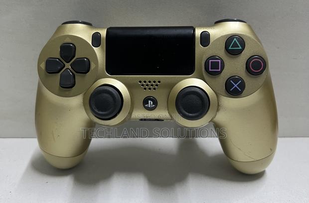 Usef Playstation 4 Pad (Ex Uk) - main view
