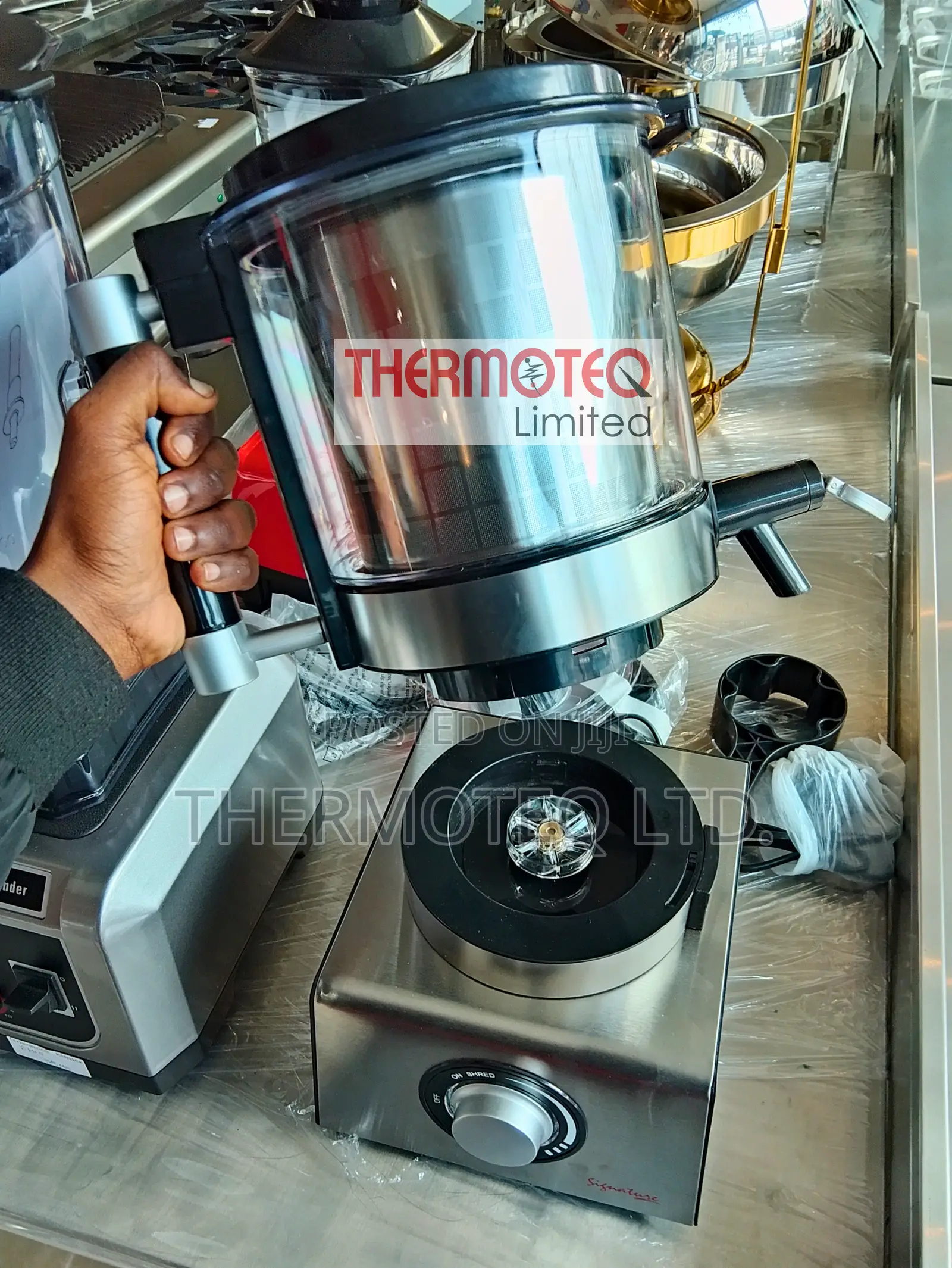 Domestic Juice Extractor / Food Processor (1.2ltrs)