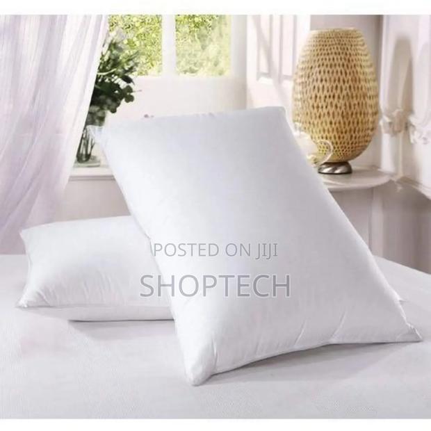 2 Pieces Fibre Hollow Pillows