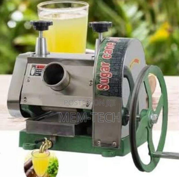 Powerful Manual Sugarcane Juicer Extractor Machine - main view