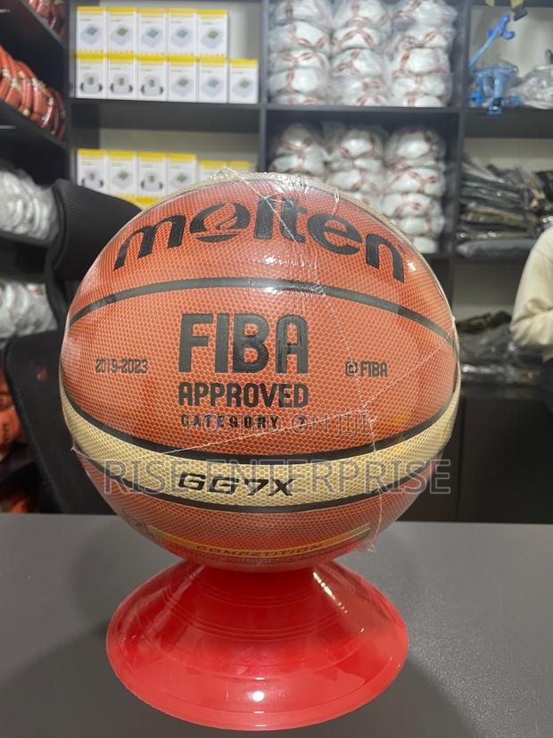 GG7X Molten Bastball Ball Original