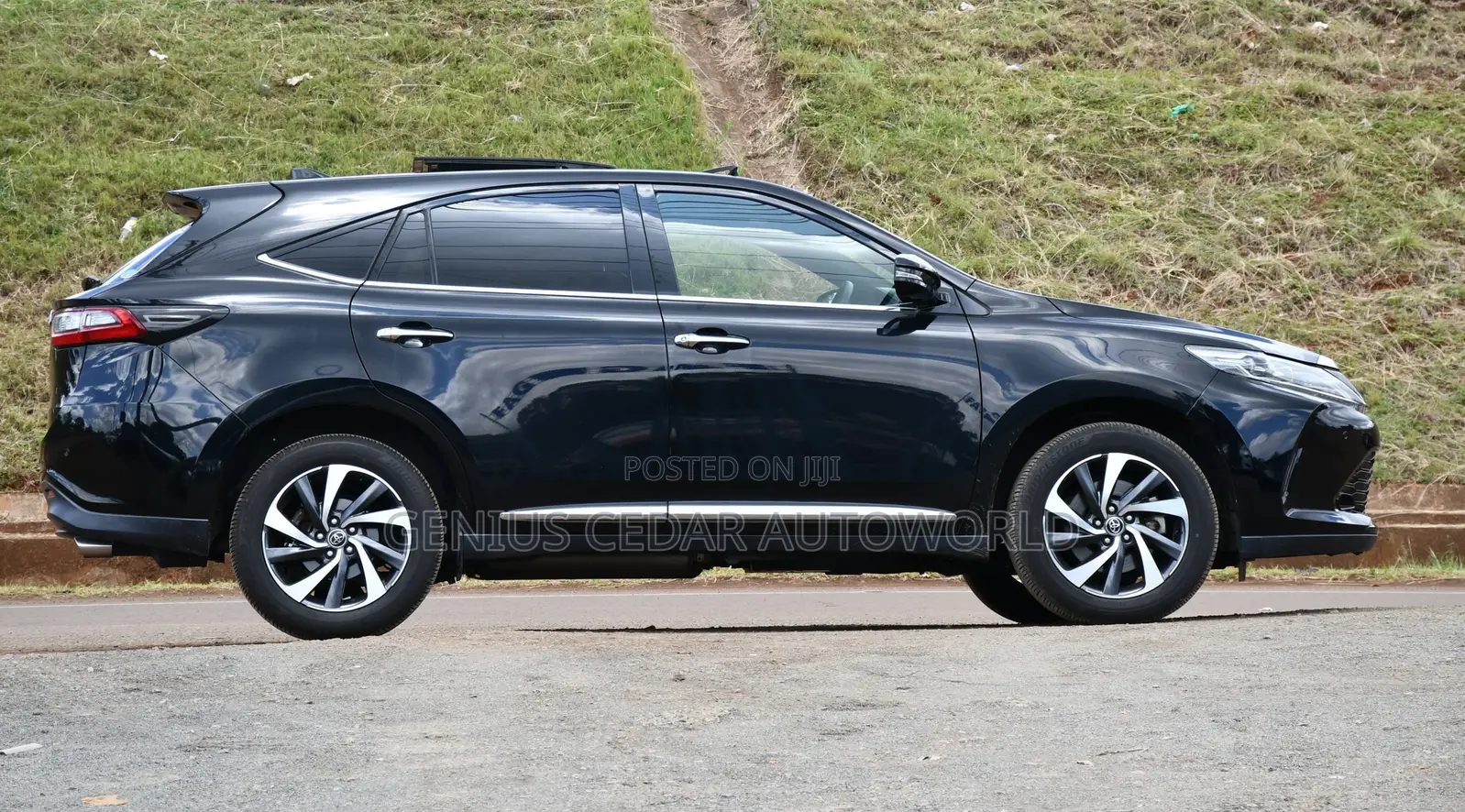 Toyota Harrier 2018 Black