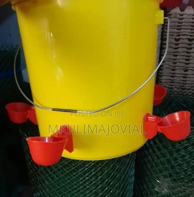 Automatic 20 Litre Chicken Nipple Drinkers Bucket