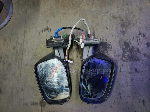 Toyota Vitz 2006-2011 Side Mirrors With Indicators