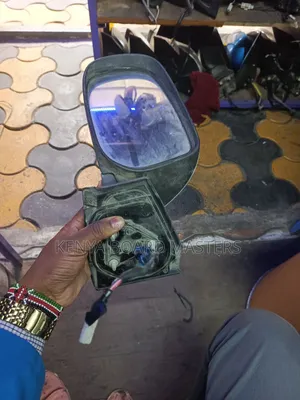 Toyota Vitz 2005-2011 Side Mirrors Without Indicator