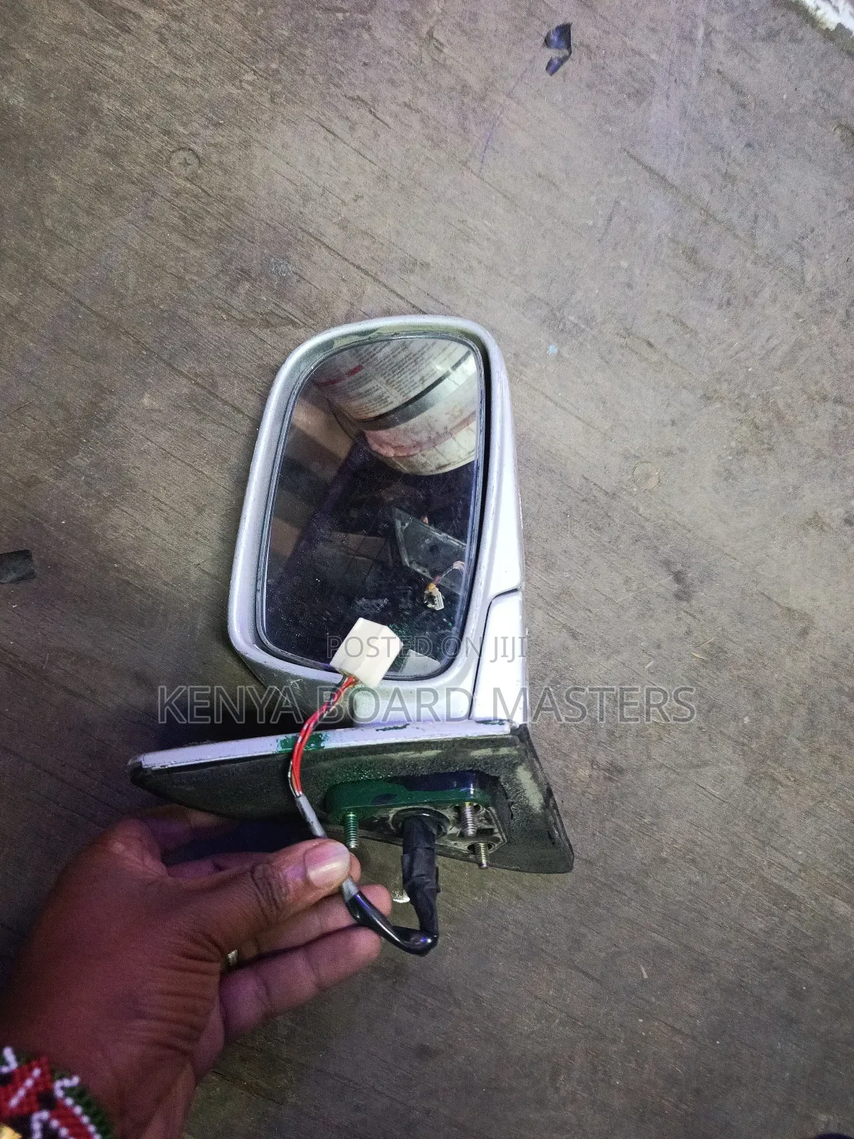 Toyota 110,111 Manual Side Mirror