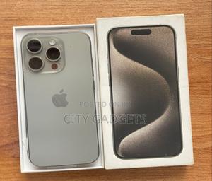 Apple iPhone 15 Pro Max 256 GB - main view