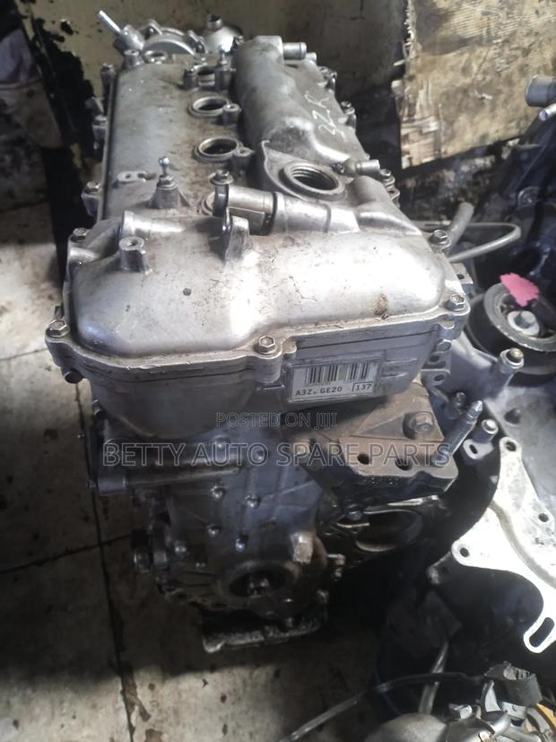 Toyota Noah New Model Slim Engine - thumbnail 3