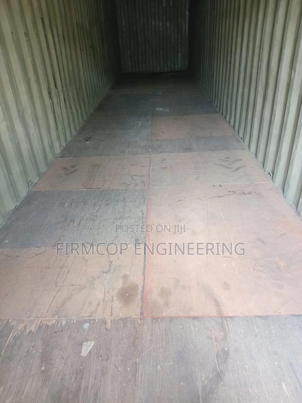 40ft Cargo Worthy Containers-Clean