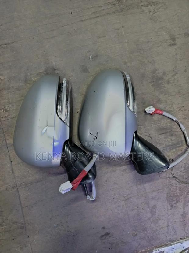 Toyota Prius 2008- 2018 Side Mirror - thumbnail 2