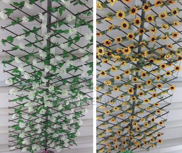 Decorated Expandable/Stretchable Green Yellow Fence