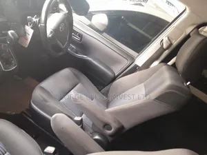 Toyota Voxy 2016 White