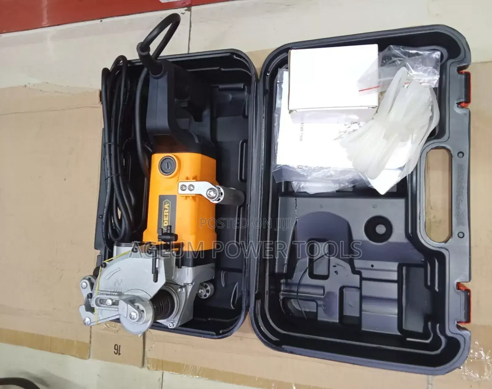 Professional Wall Chaser Dera 1500W