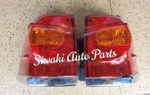V8 200 Series 2015 Taillights