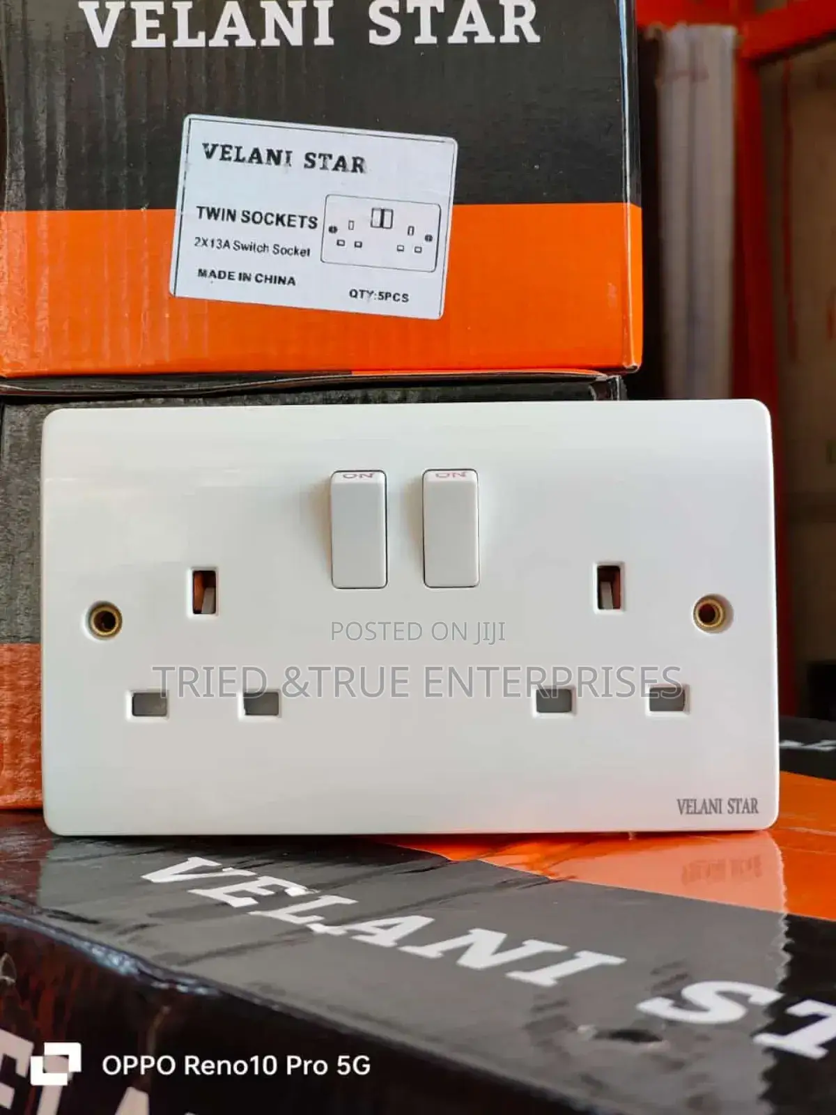 13A Generic Twin Wall Socket Wq6g