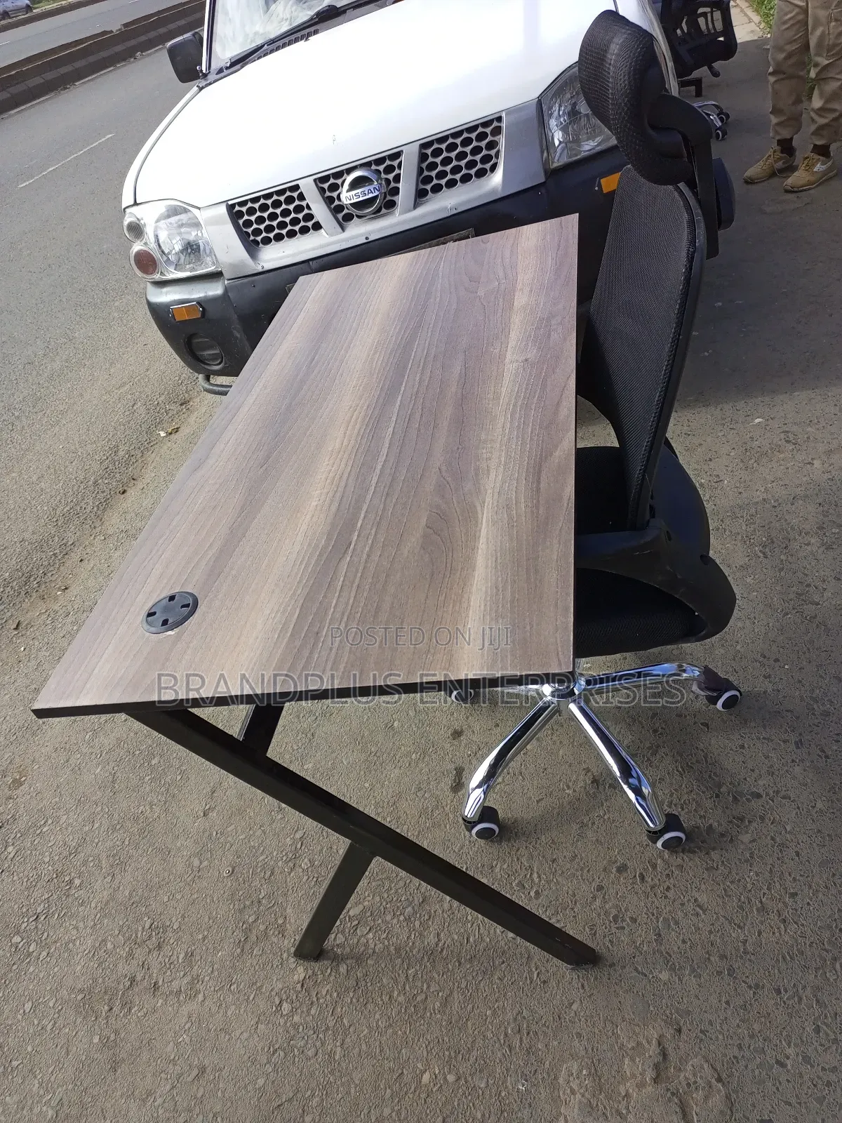 Metallic Stand Table and Headrest Chair